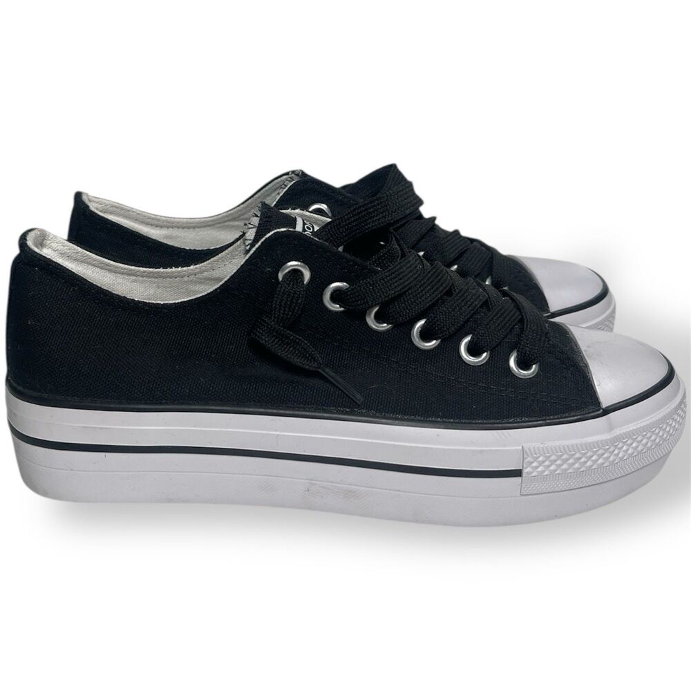 Jenn Ardor Women’s Platform 8 Low Top Sneakers New With Scuffs*Read Description*